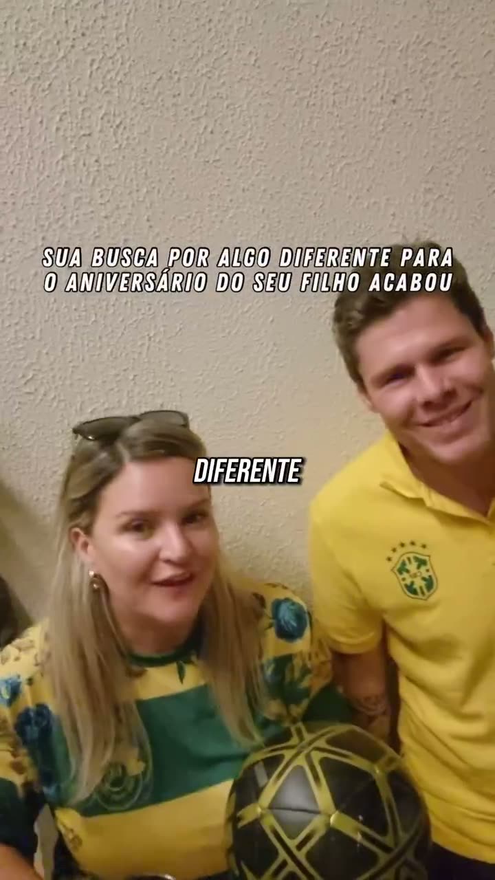 Registro de família cliente durante festa com Arena Nerf